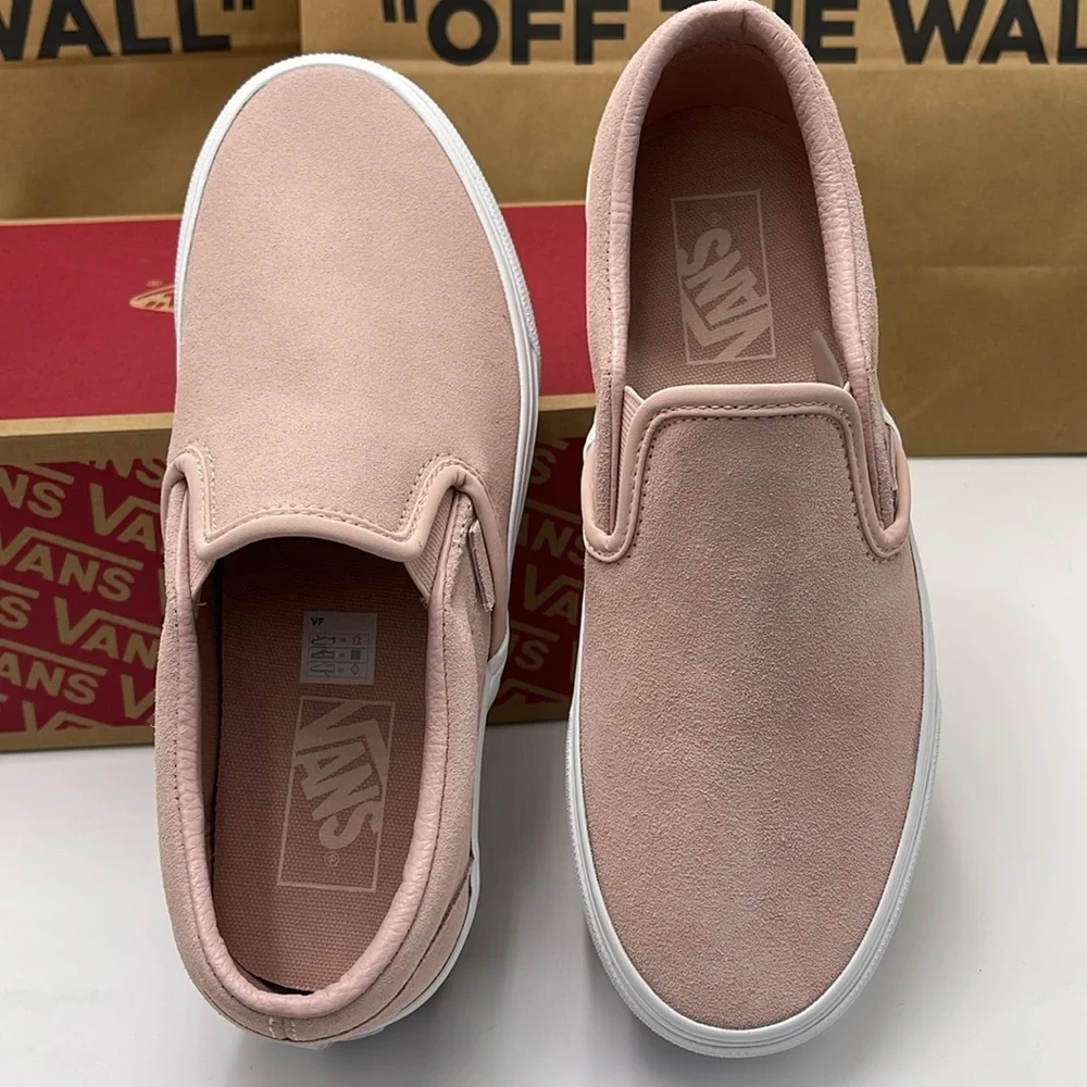 Vans WMNS Platform Sneakers Classic Slip-On Stackform Mono Embroidery Rose Smoke